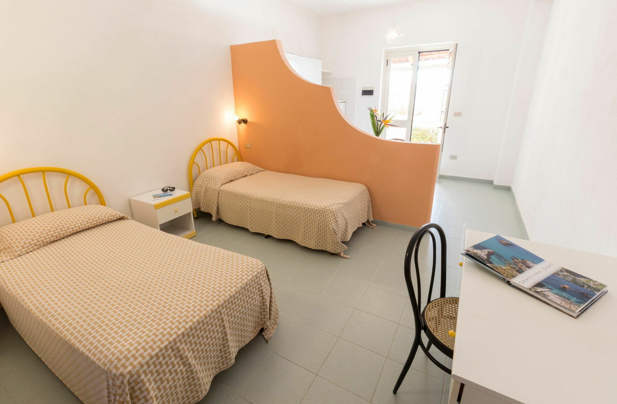 Residence Esmeraldo Capo Vaticano Extérieur photo